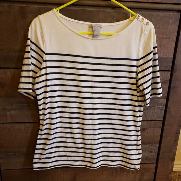 H&M Tops - Striped short sleeve H&M shirt